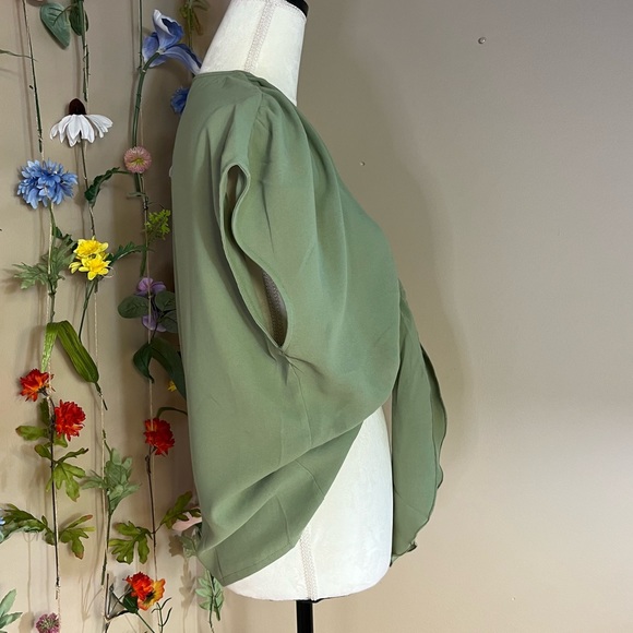 Maverick the Collection Sage Green Front tie blouse - Picture 5 of 6